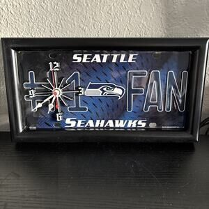 officially licensed Seattle Seahawks #1 Fan clock Untested